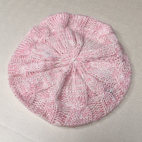 Forever 21 Accessories - NWT Forever 21 Knit Beret